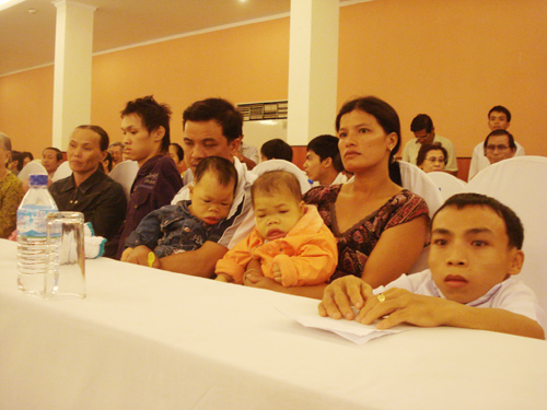 ການເຄື່ອນໄຫວຕ່າງໆເນື່ອງໃນໂອກາດ ເພື່ອຜູ້ປະສົບເຄາະ ຮ້າຍຈາກທາດພິດສີສົ້ມ/ດີໂອຊິນ ຫວຽດນາມ